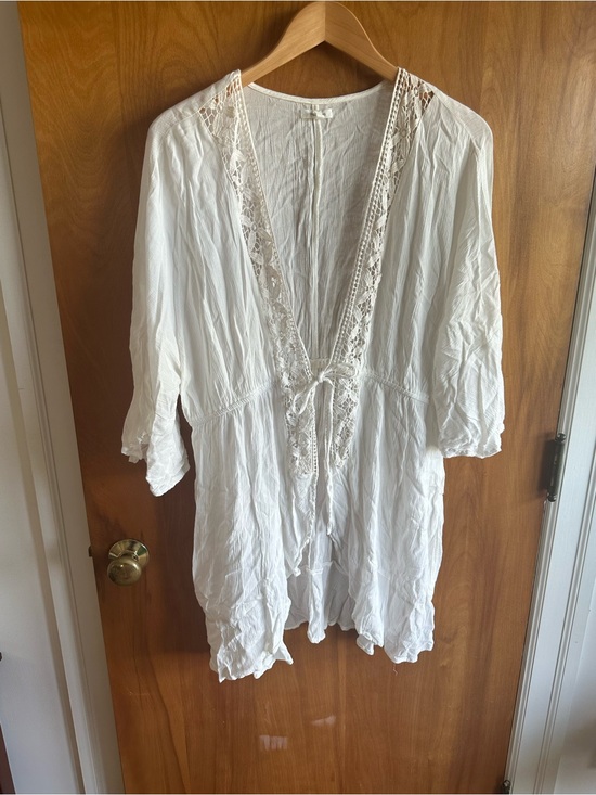 Maurices Other - Maurices White Lace Trim Swim Coverup